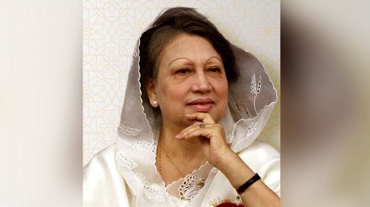 খালেদা জিয়ার প্রয়াণে শোকাহত মমতা