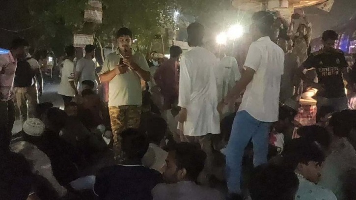 ‘নো মোর আওয়ামী লীগ’ স্লোগানে উত্তাল কুড়িগ্রামের শাপলা চত্বর
