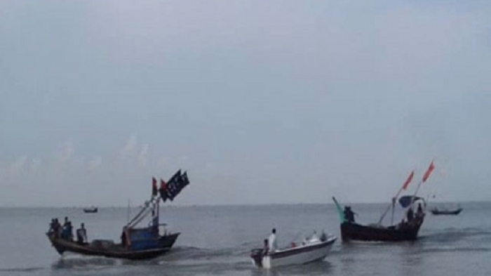 জাহাজডুবির ঘটনায় নিখোঁজ ১৩ নাবিক এখনো উদ্ধার হয়নি