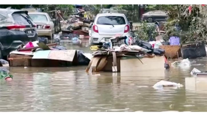 মালয়েশিয়ায় ভয়াবহ বন্যায় নিহত বেড়ে ৩৭ জন
