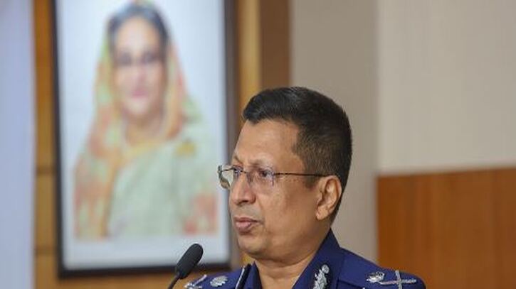 সাবেক আইজিপি মামুনসহ ১৫ জনের বিরুদ্ধে হত্যাচেষ্টা মামলা