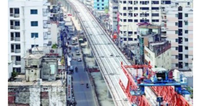 নির্ধারিত সময়েই চলবে মেট্রোরেল, দিন-রাত চলছে কর্মযজ্ঞ