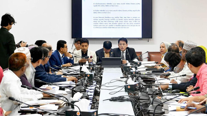 সব জেলায় জিলা স্কুল হবে: শিক্ষামন্ত্রী