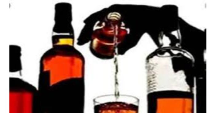 ভারতে বিষাক্ত মদ খেয়ে ২০ জনের মৃত্যু