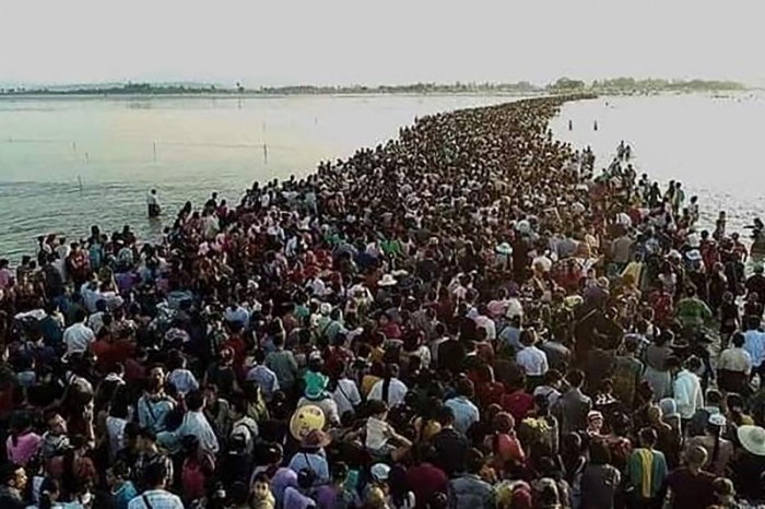 মিয়ানমারে জোয়ারের পানিতে ভেসে ১৫ জনের মৃত্যু