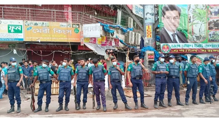 নিউমার্কেটের দোকান দ্রুতই খুলে দেওয়া হবে: মালিক সমিতি