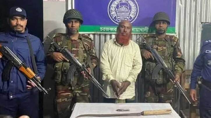 ডেভিল হান্ট: নোয়াখালীতে আওয়ামী লীগ নেতাসহ গ্রেপ্তার ৯