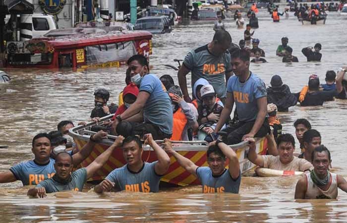 ফিলিপাইনে ঘূর্ণিঝড় কম্পাসুর আঘাতে নিহত ৯ জন