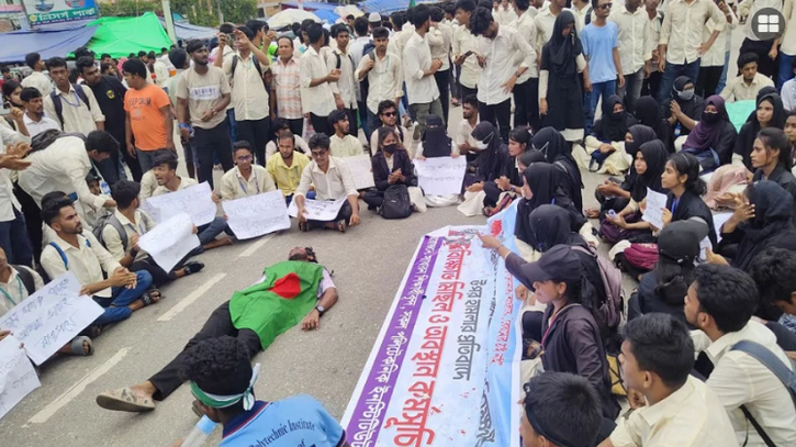 কারিগরি শিক্ষার্থীদের ছয় দফা দাবিতে সারা দেশে মহাসমাবেশের ঘোষণা