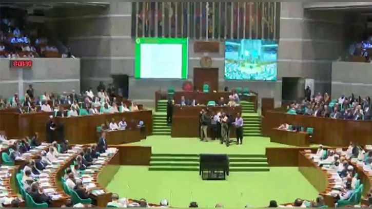 অসাধু ব্যবসায়ীদের তেল মজুদে পাম্পে কৃত্রিম সংকট: জ্বালানিমন্ত্রী