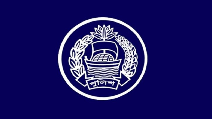 ট্রেনে পুলিশ সদস্যের অশালীন অঙ্গভঙ্গির ভিডিও ভাইরাল