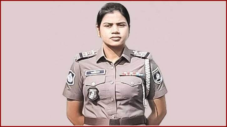 পুলিশ নামছে নতুন পোশাকে