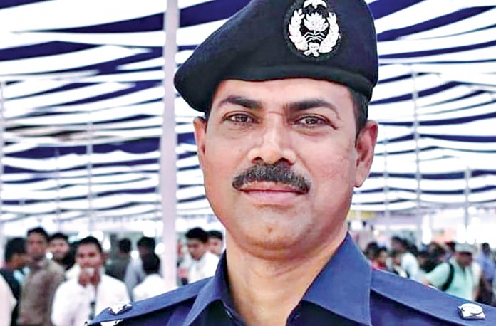 ওসি প্রদীপ কুমার দাশের স্থাবর-অস্থাবর সম্পত্তি ক্রোক্রের  আদেশ