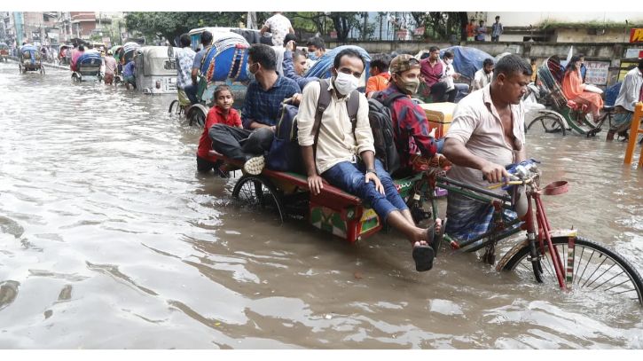 ঢাকায় ৪৪ মিলিমিটার বৃষ্টির রেকর্ড, বৃষ্টিপাত অব্যাহত থাকতে পারে