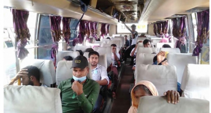 ঈদ ফিরতি যাত্রায় টিকেট সোনার হরিণ সাথে বাড়তি ভাড়া