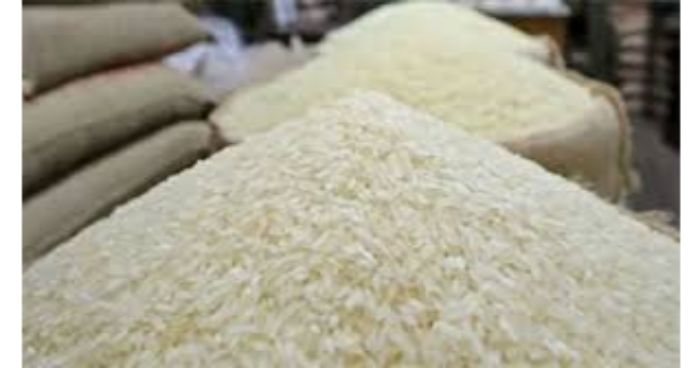 হাতিয়ায় ১৫৯ মেট্রিক টন চাল নিয়ে ট্রলার ডুবি