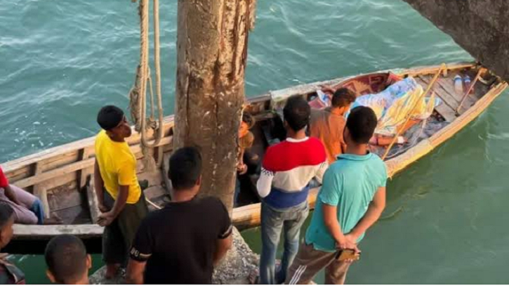 রোহিঙ্গা বহনকারী নৌকাডুবি, শিশুসহ ৪ মরদেহ উদ্ধার