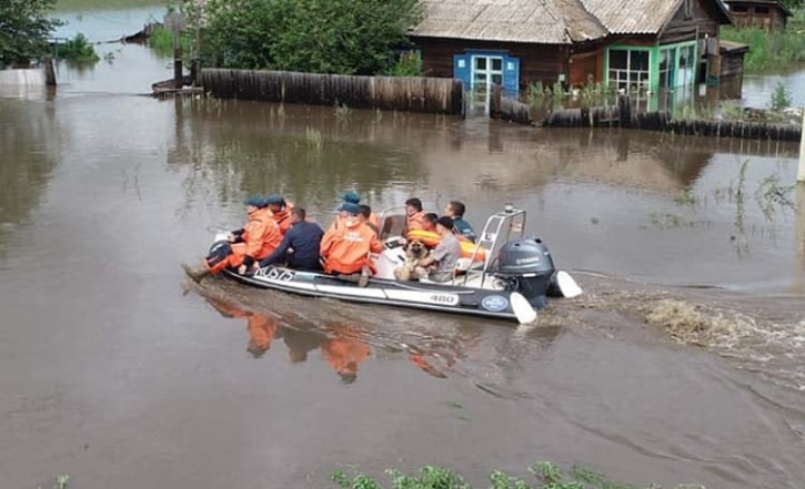 বন্যা: দূর-পূর্বাঞ্চলের ২ হাজার মানুষকে সরিয়ে নিল রাশিয়া