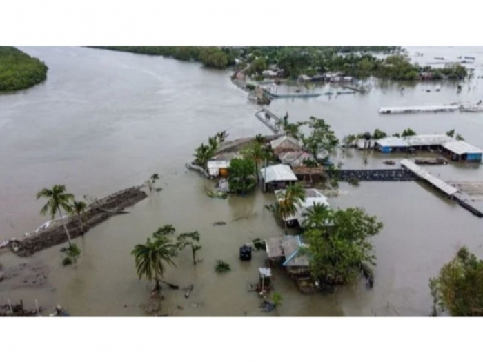 ঘূর্ণিঝড়-বন্যার ক্ষতি পোষাতে সরকারের ৫৯০৫ কোটি টাকার প্রকল্প