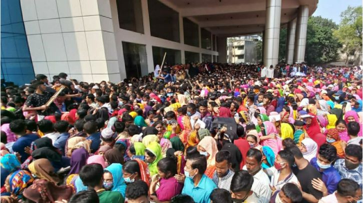 দেশজুড়ে করোনাভাইরাসের এক কোটি টিকাদান কার্যক্রম