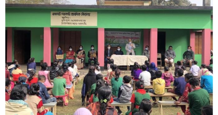 চা শ্রমিক পোষ্যদের ১০ লাখ টাকার শিক্ষাবৃত্তি দিল চা বোর্ড