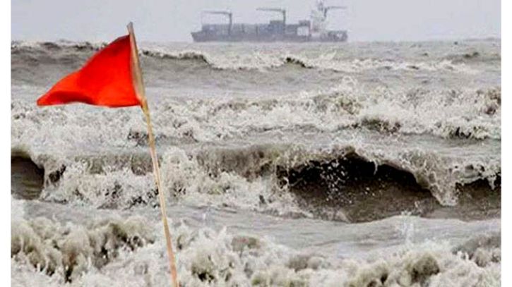 সমুদ্রবন্দরে ৩ নম্বর সতর্ক সংকেত