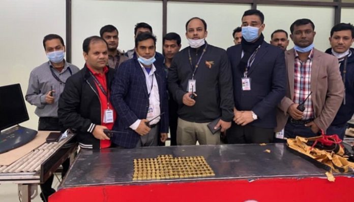 শাহজালালে যাত্রীর শরীর থেকে ১৫ কেজি স্বর্ণ উদ্ধার