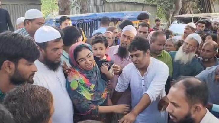 মেট্রোরেলে মৃত্যু: চোখের জলে বিদায় আজাদকে