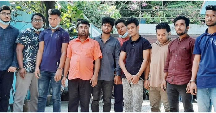 সিগারেটের কথা বলে বিশেষ কক্ষে এএসপি আনিসুলকে হত্যা