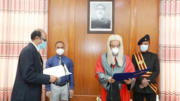 পিএসসির নতুন চেয়ারম্যানের শপথ গ্রহণ