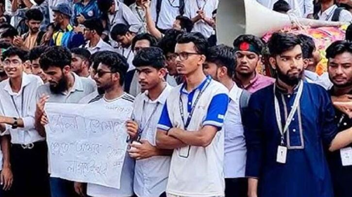 আন্দোলন স্থগিতের সিদ্ধান্ত থেকে সরে এলেন কারিগরি শিক্ষার্থীরা