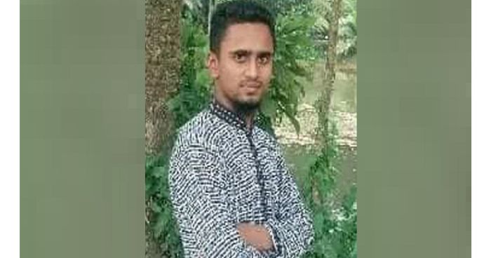 নিখোঁজের ১১ মাস পর প্রেমিকের বাড়ির সেপটিক ট্যাংকেকিশোরীর লাশ