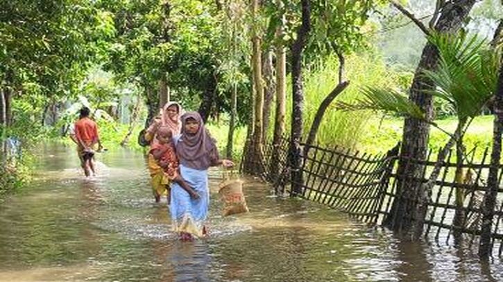 তিস্তার পানি বিপৎসীমা ছুঁই ছুঁই, জনজীবন বিপর্যস্ত