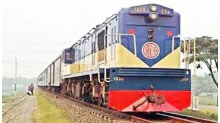 আজ থেকে ঢাকাগামী ৭ ট্রেন বিমানবন্দর স্টেশনে থামবে না