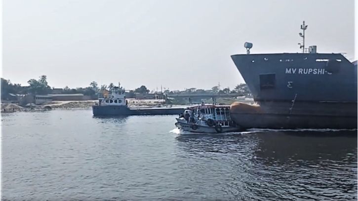 নারায়ণগঞ্জ-মুন্সিগঞ্জ রুটে সব লঞ্চঅনির্দিষ্টকালের জন্য বন্ধ ঘোষণা