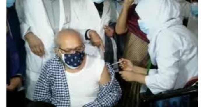 রাজধানীর পাঁচ হাসপাতালে করোনার টিকা দেওয়া শুরু