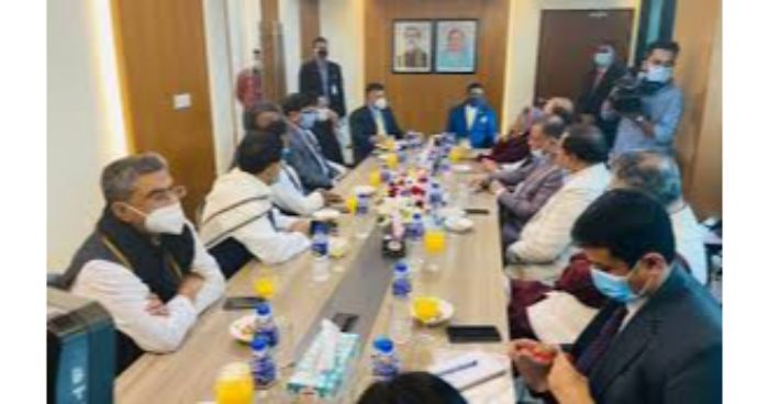 আওয়ামী লীগের কেন্দ্রীয় কার্যালয় পরিদর্শন ভারতীয় হাইকমিশনারের