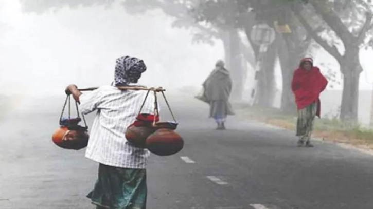 সর্বনিম্ন তাপমাত্রায় কাঁপছে নওগাঁ