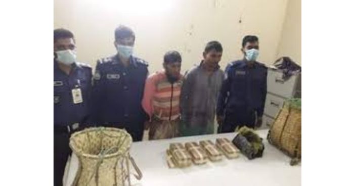 টেকনাফে ৪০ হাজার ইয়াবাসহ দুইজন আটক