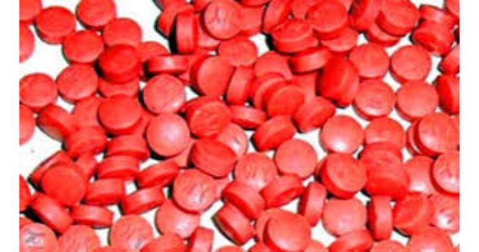 মবিলের বোতলে মিললো ১০ হাজার ইয়াবা, আটক ১
