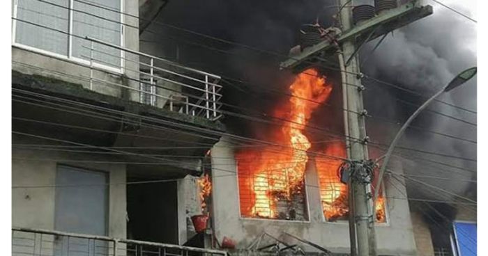 উত্তর মেসিডোনিয়ার কোভিড হাসপাতালে ভয়াবহ আগুন, নিহত ১০
