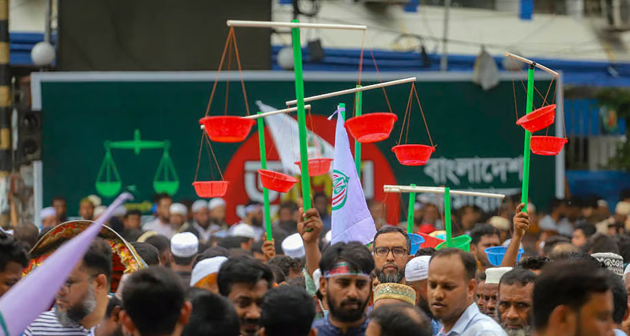 ভোটের বছরে জামায়াতের আয় কমেছে ১৮%