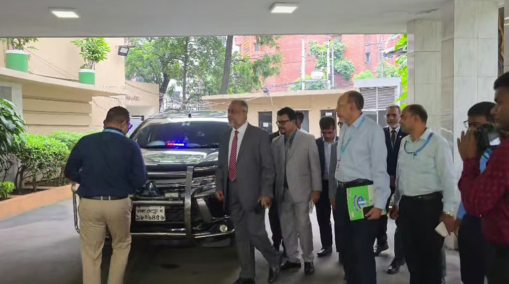 দুদকে আসাদুজ্জামান কমিশনের যাত্রা শুরু
