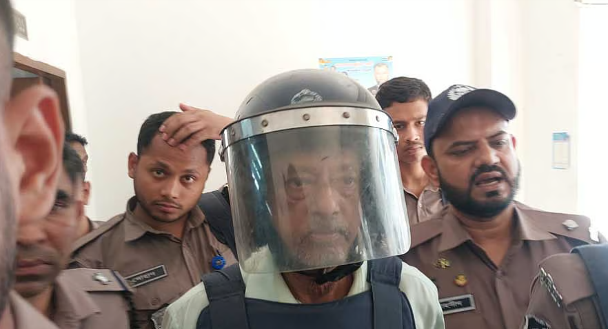 ‘আগে থেকেই অসুস্থ’ জেনারেল মাসুদ কারাগার থেকে হাসপাতালে