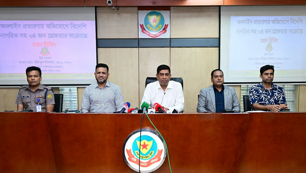 পুলিশ স্থাপনায় হামলা পরিকল্পনার সুনির্দিষ্ট গোয়েন্দা তথ্য নেই: ডিবির শফিকুল